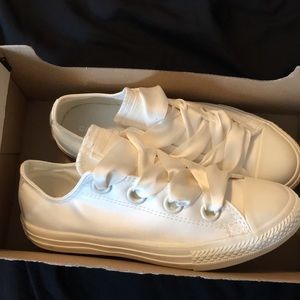 Converse Ctas Big eyelets ox vintage white